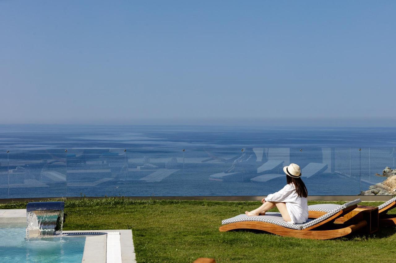 Villa Ligaria Pinnacle ภายนอก รูปภาพ