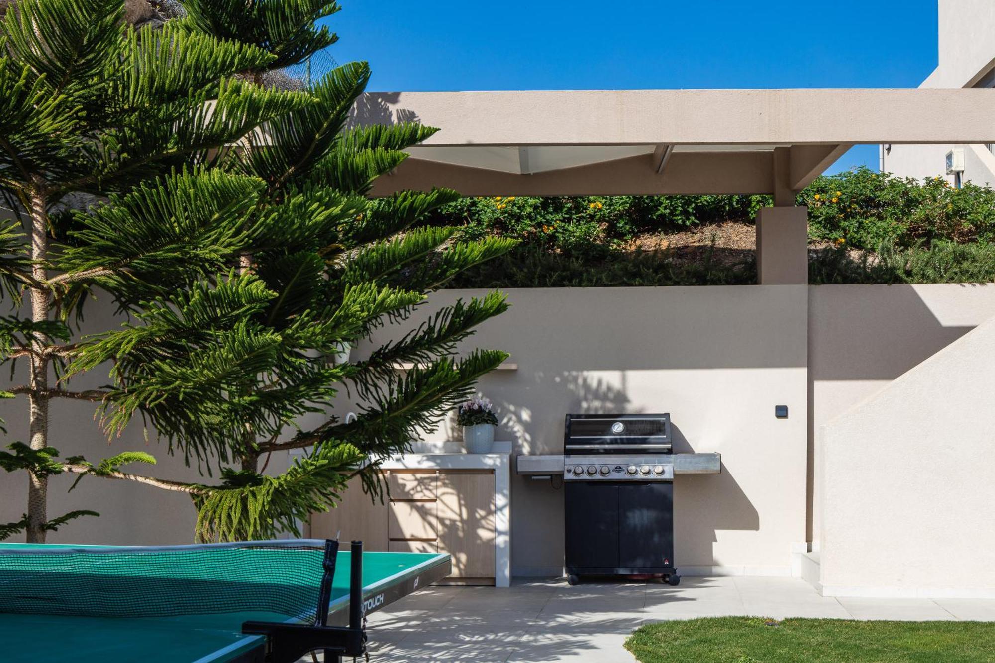 Villa Ligaria Pinnacle ภายนอก รูปภาพ