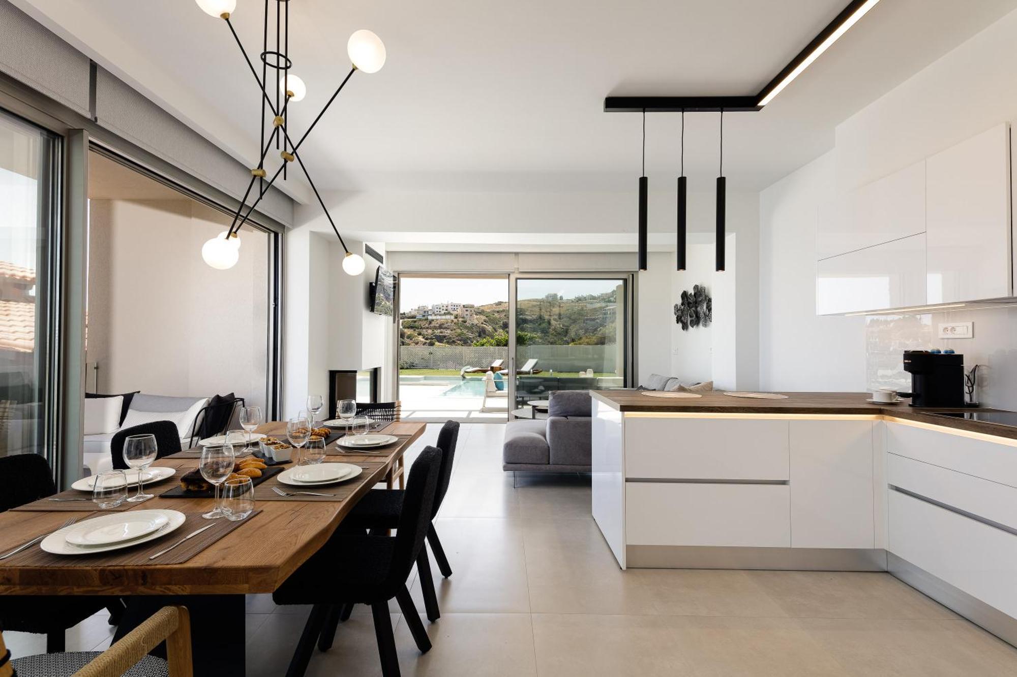 Villa Ligaria Pinnacle ภายนอก รูปภาพ