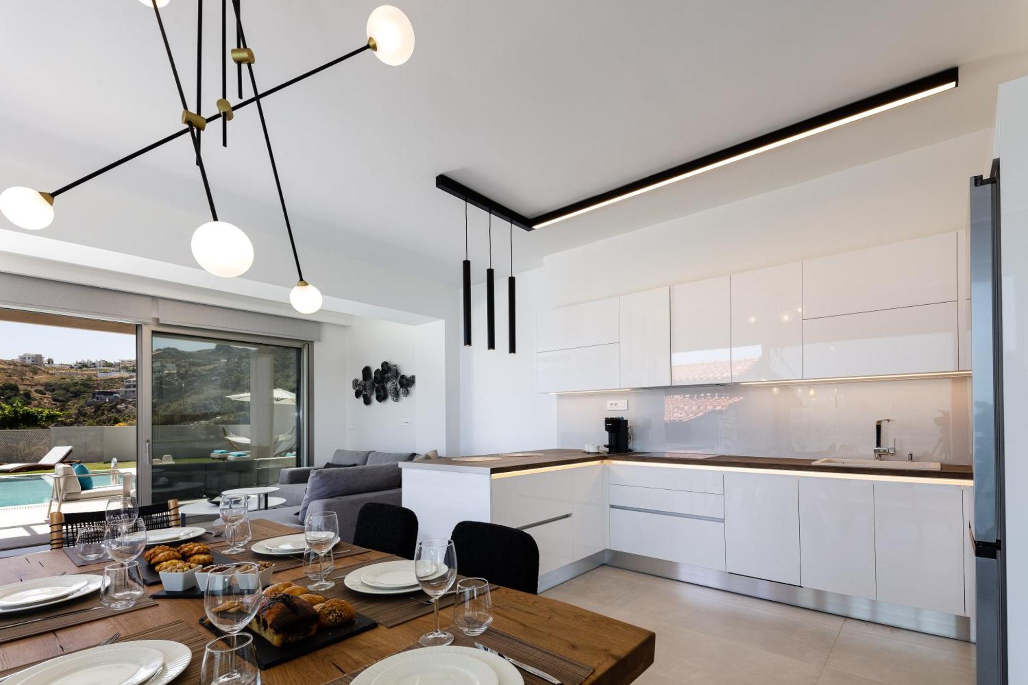 Villa Ligaria Pinnacle ภายนอก รูปภาพ
